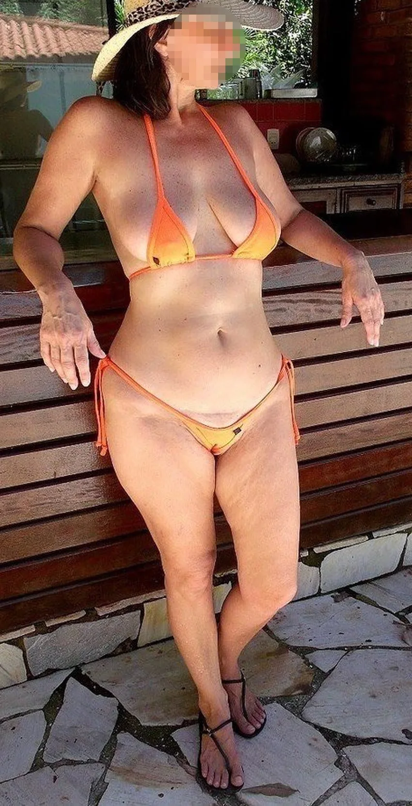 Une cougar nue c'est bien. La baiser c'est mieux ! 1 pascale belle femme mature