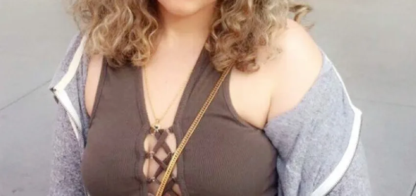 virile exhibe jolie fille ronde