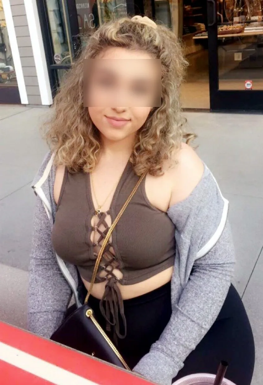 virile exhibe jolie fille ronde